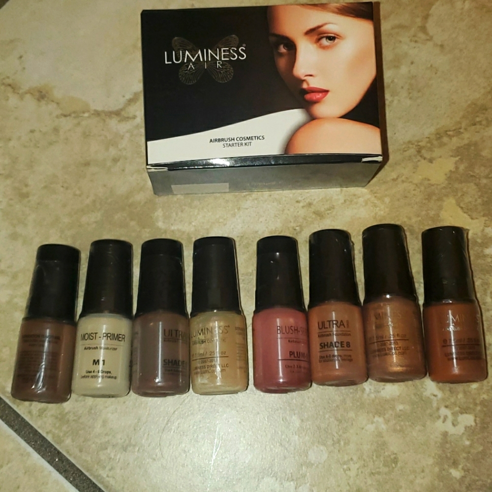 Luminess Starter kit set of 8 all brand new